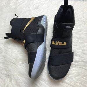 lebrons high tops